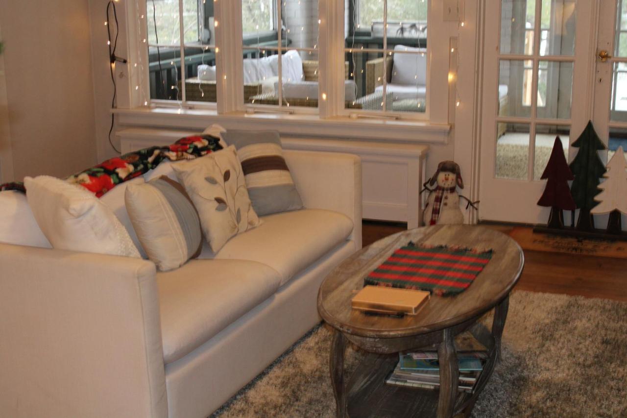 The Hillside B&B. Home W/ Breakfast Service! Wisconsin Dells Eksteriør billede